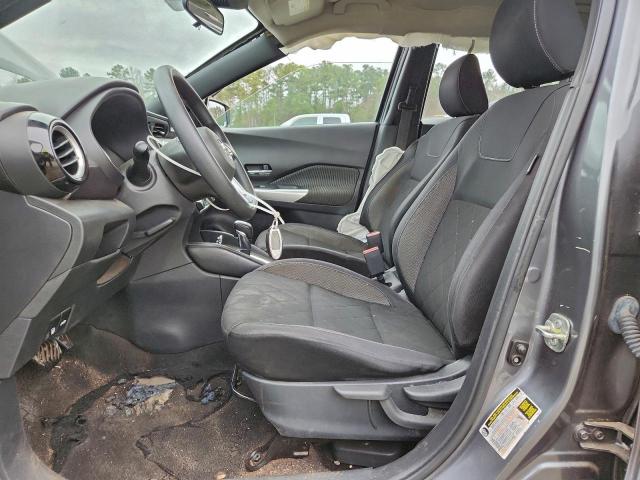 Nissan Kicks Sv Image 5