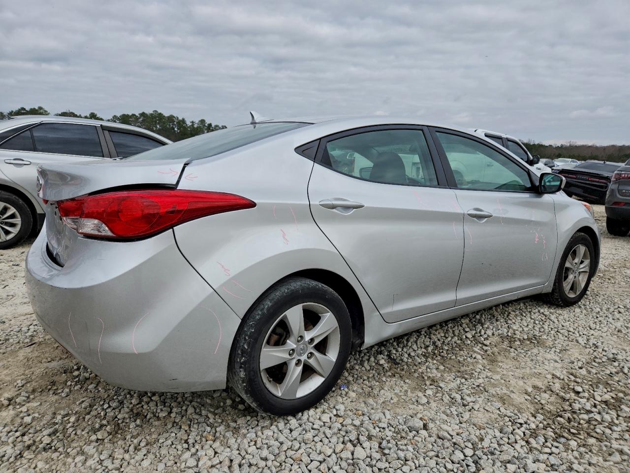 Hyundai ELANTRA Gls Image 2