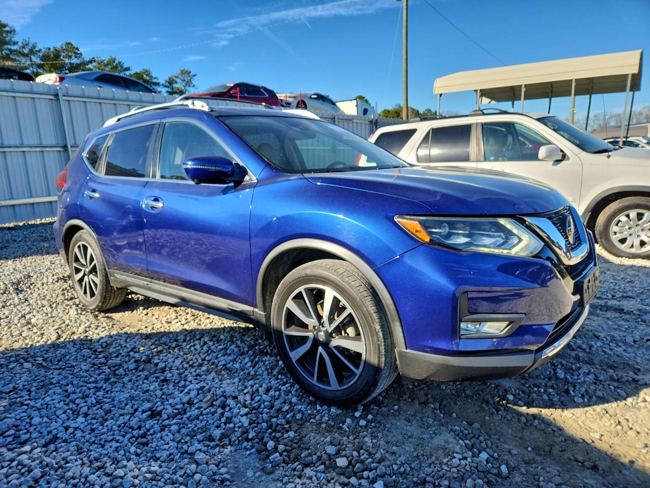 Nissan Rogue S Image 2