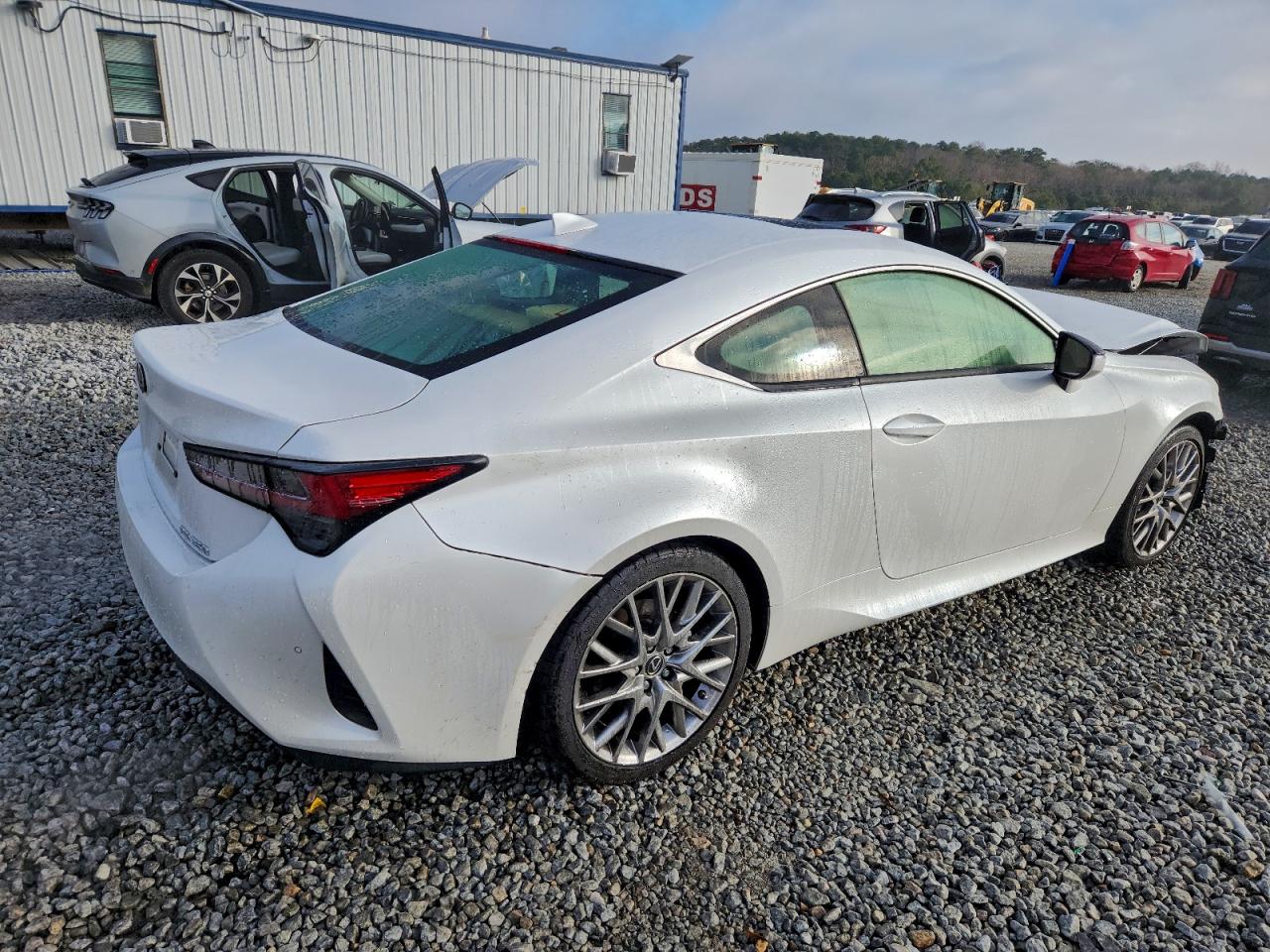 Lexus Rc 350 Base Image 7