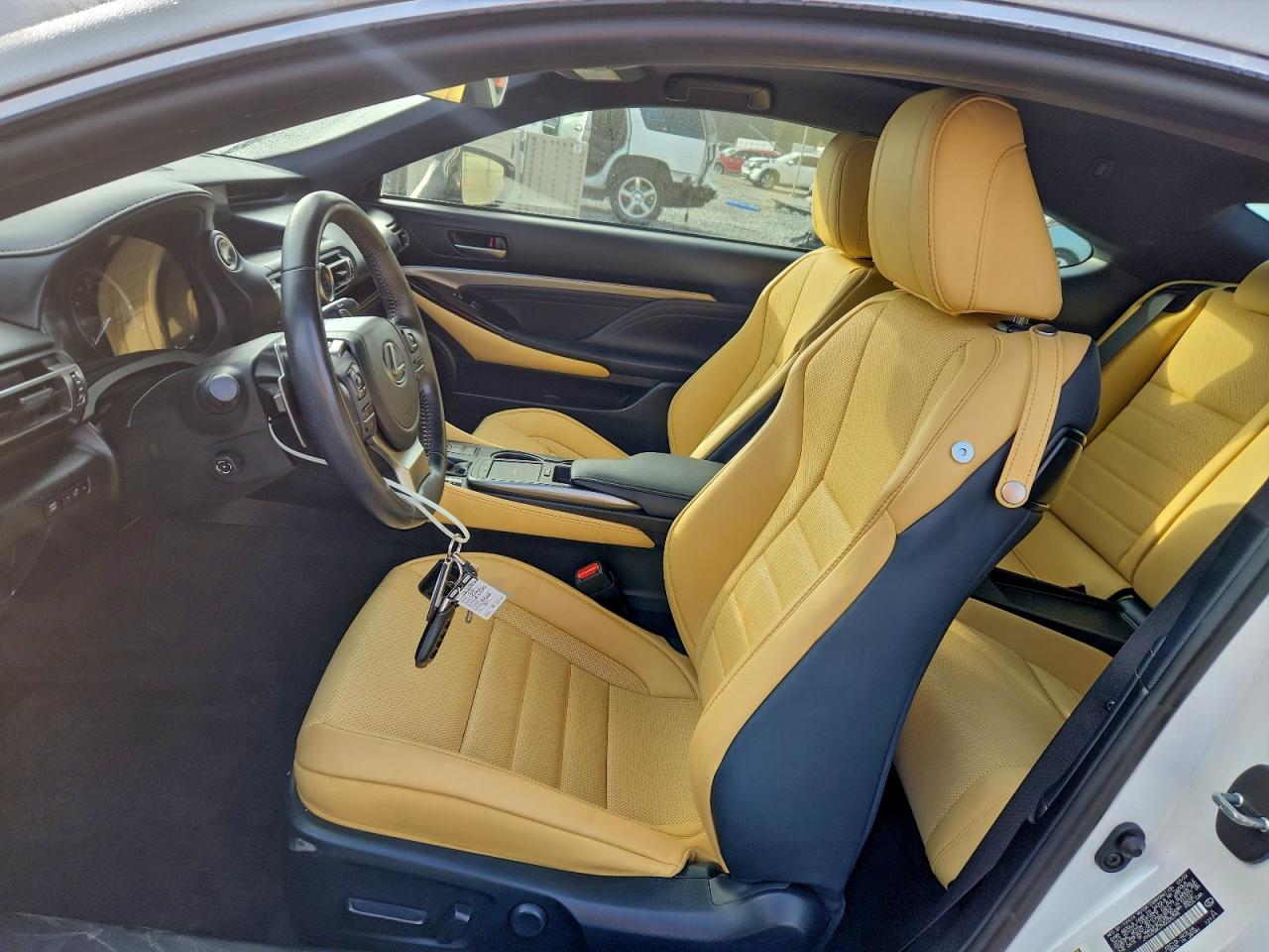 Lexus Rc 350 Base Image 8