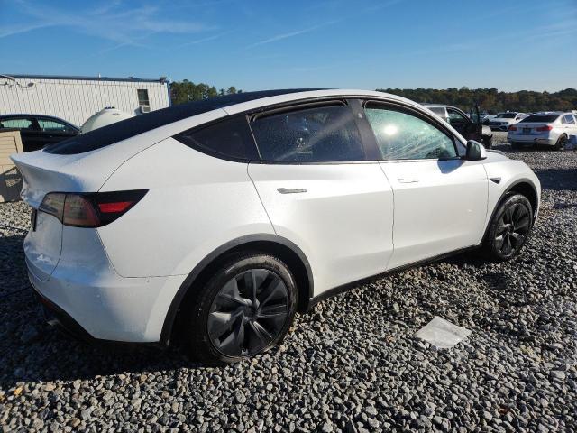 Tesla Model Y Image 12