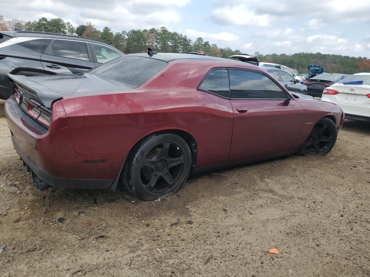 Dodge Challenger R/t Image 12