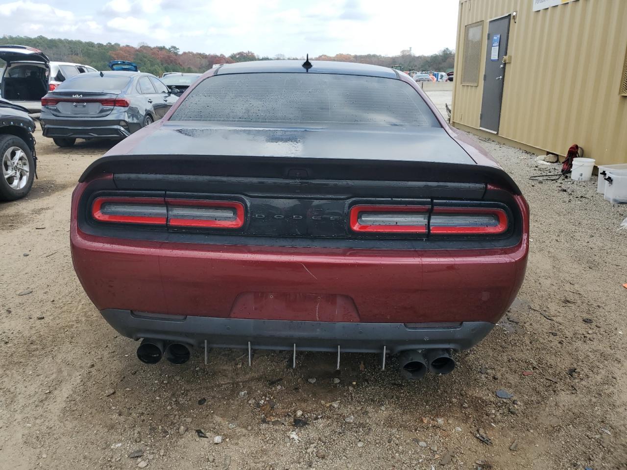 Dodge Challenger R/t Image 3