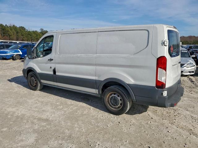 Ford Transit T-150 Image 4