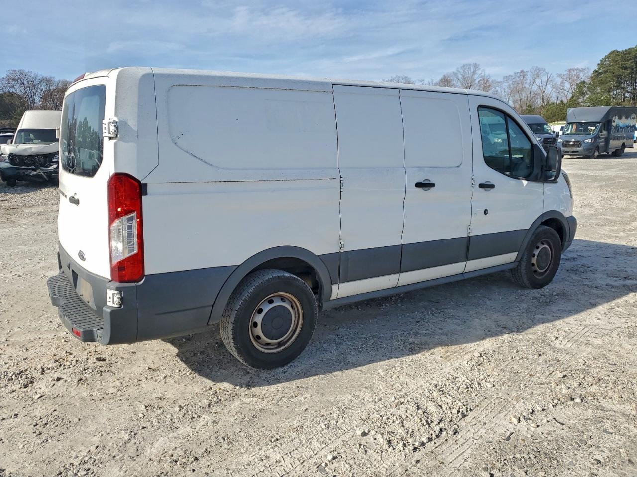 Ford Transit T-150 Image 3