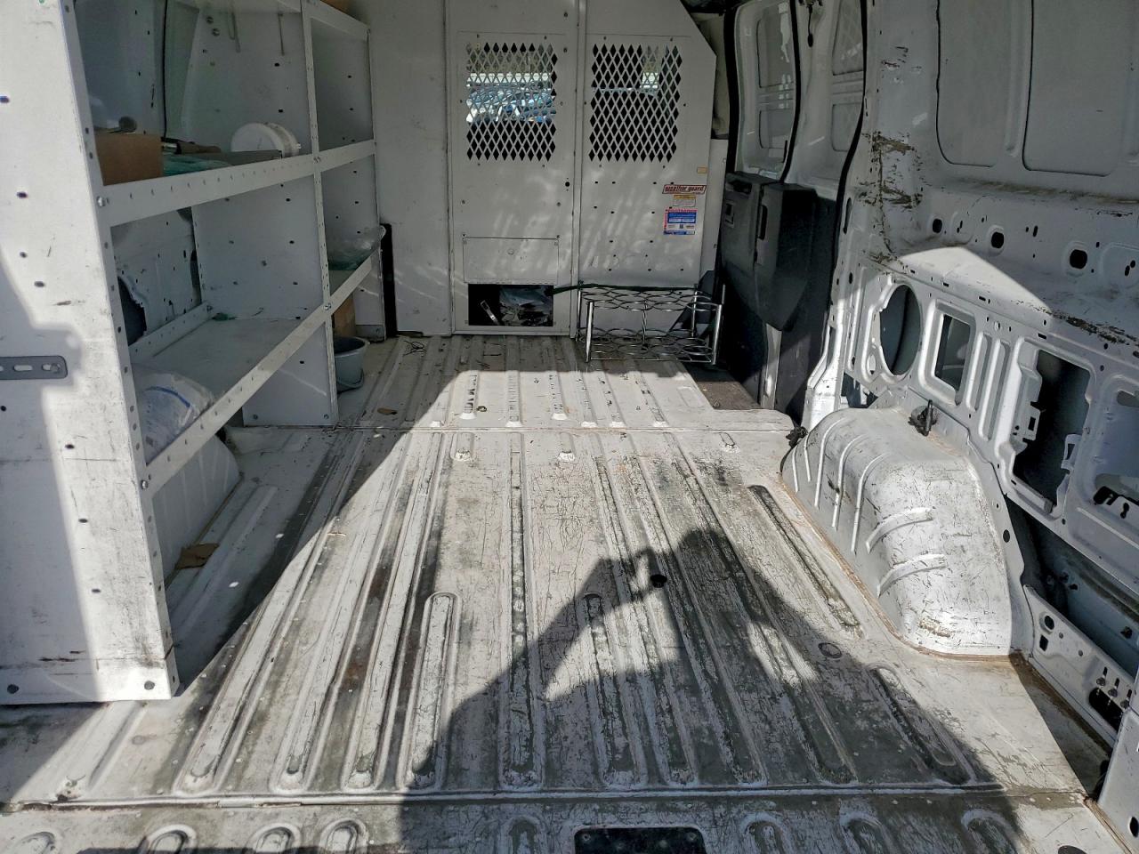 Ford Transit T-150 Image 9