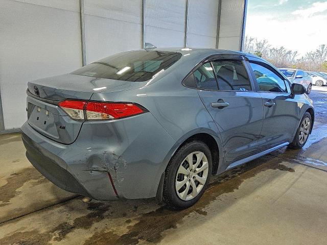 Toyota Corolla Le Image 8