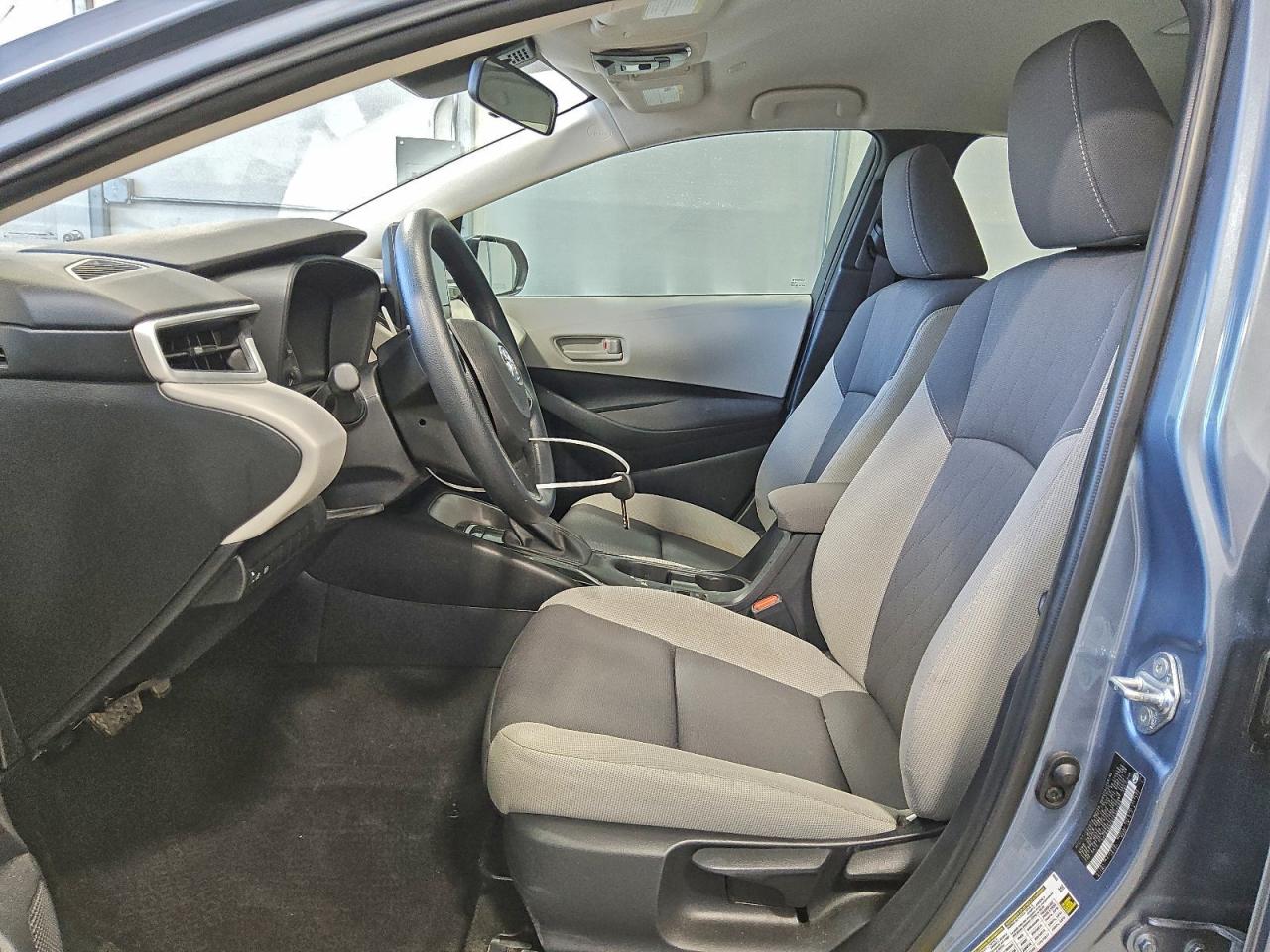 Toyota Corolla Le Image 2