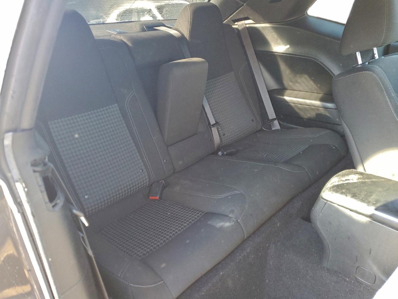 Dodge Challenger Sxt Image 10