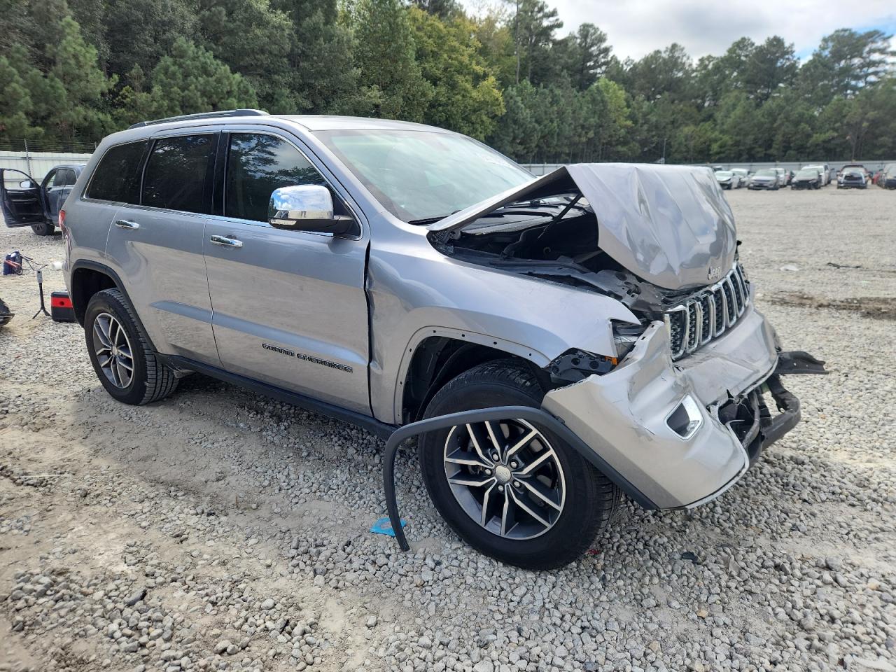 Jeep Grand Cherokee Limited Image 3