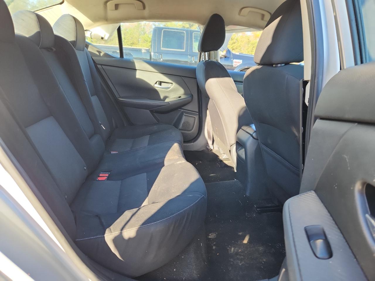 Nissan Sentra Sv Image 8