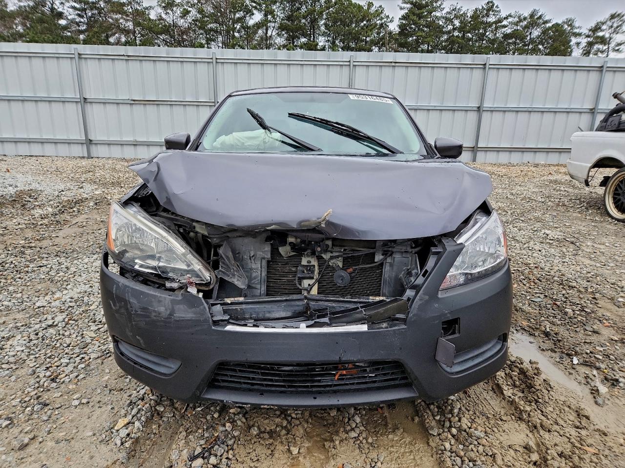 Nissan Sentra S Image 9