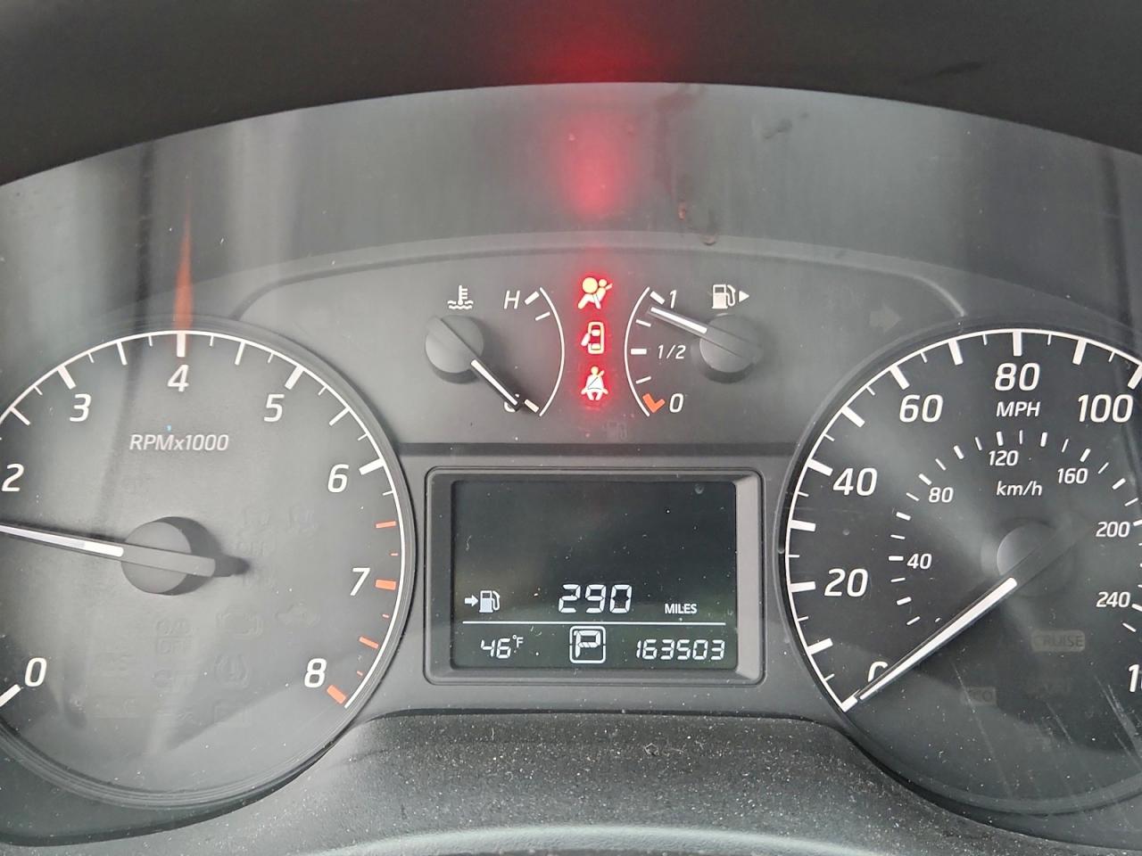 Nissan Sentra S Image 2