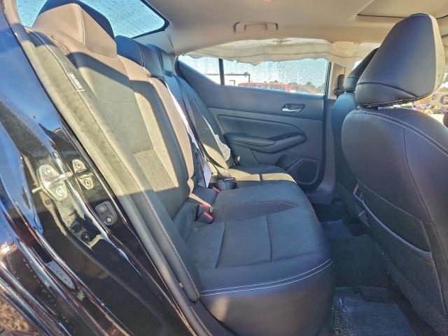 Nissan Altima Sl Image 8