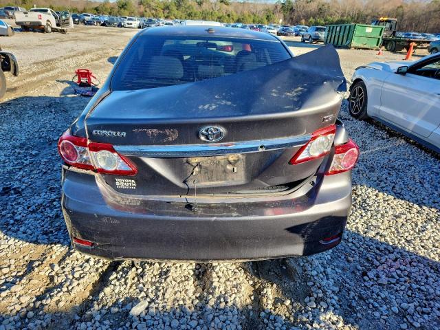 Toyota Corolla Base Image 8