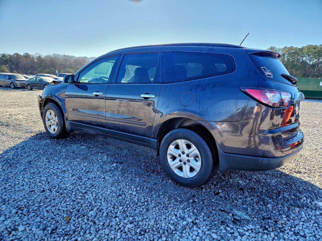 Chevrolet Traverse Ls Image 2