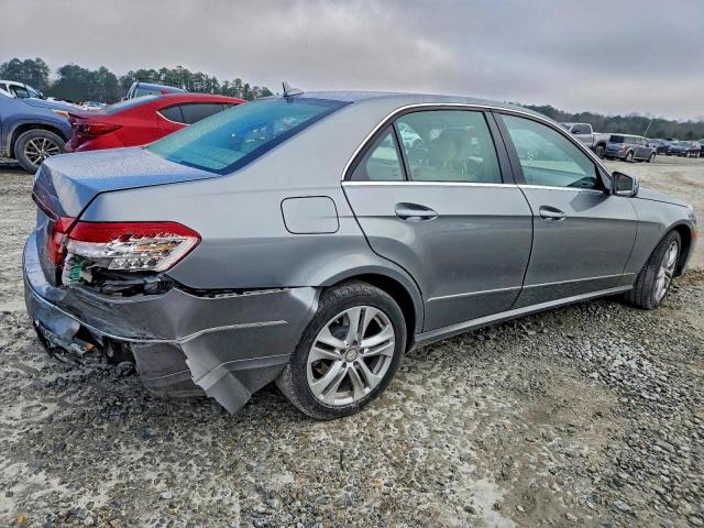 Mercedes-Benz E-Class 350 Image 10