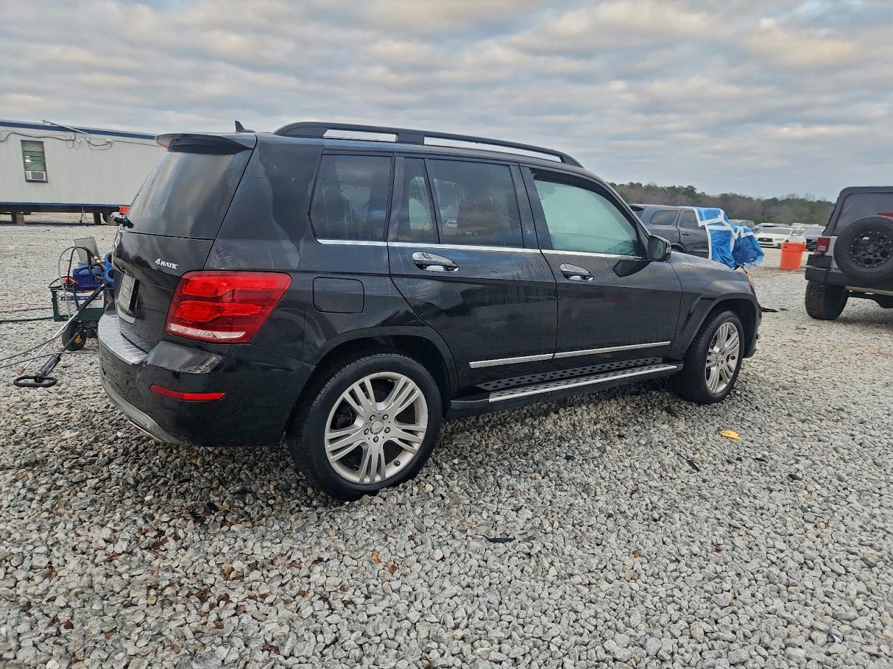 Mercedes-Benz GLK 350 4matic Image 3