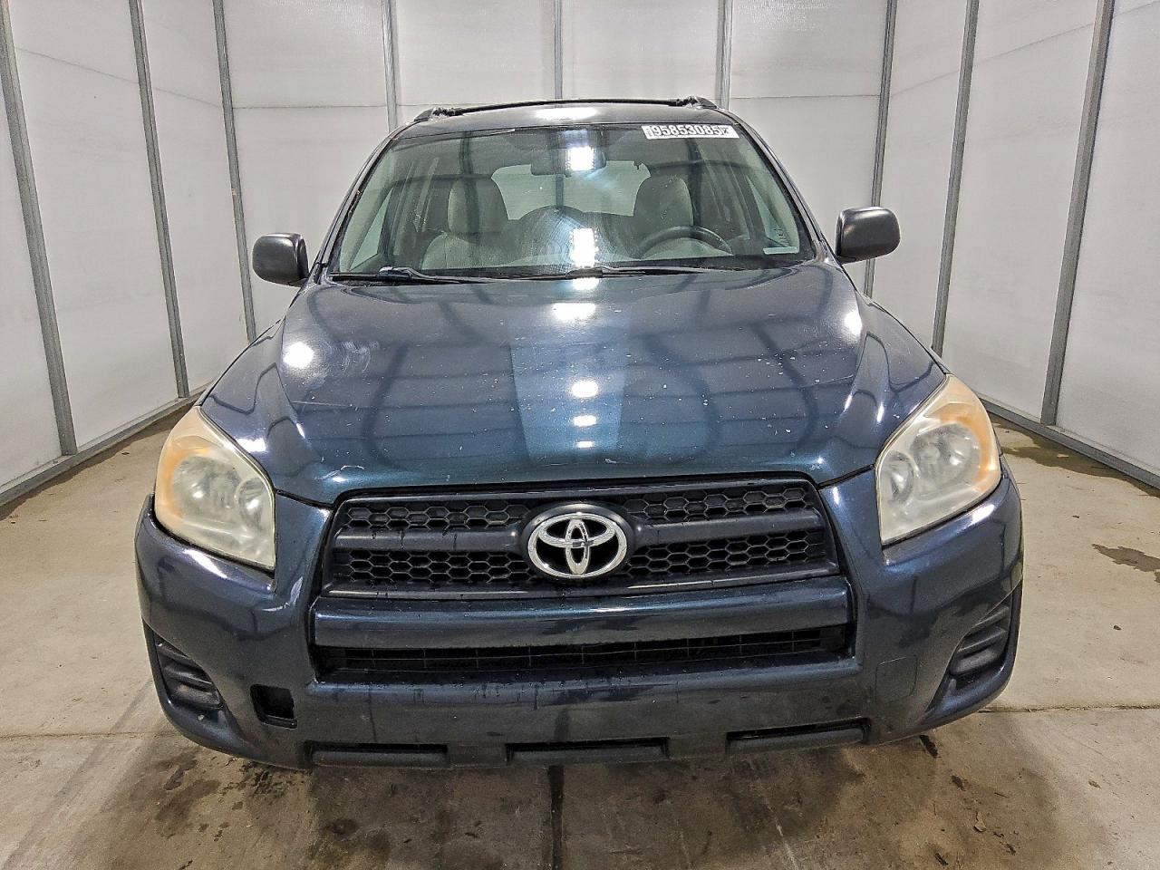 Toyota RAV4 Image 7