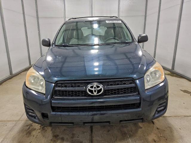 Toyota RAV4 Image 7