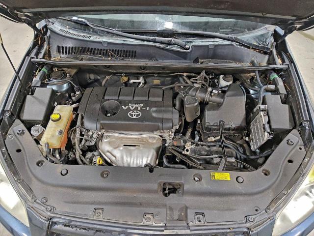 Toyota RAV4 Image 11