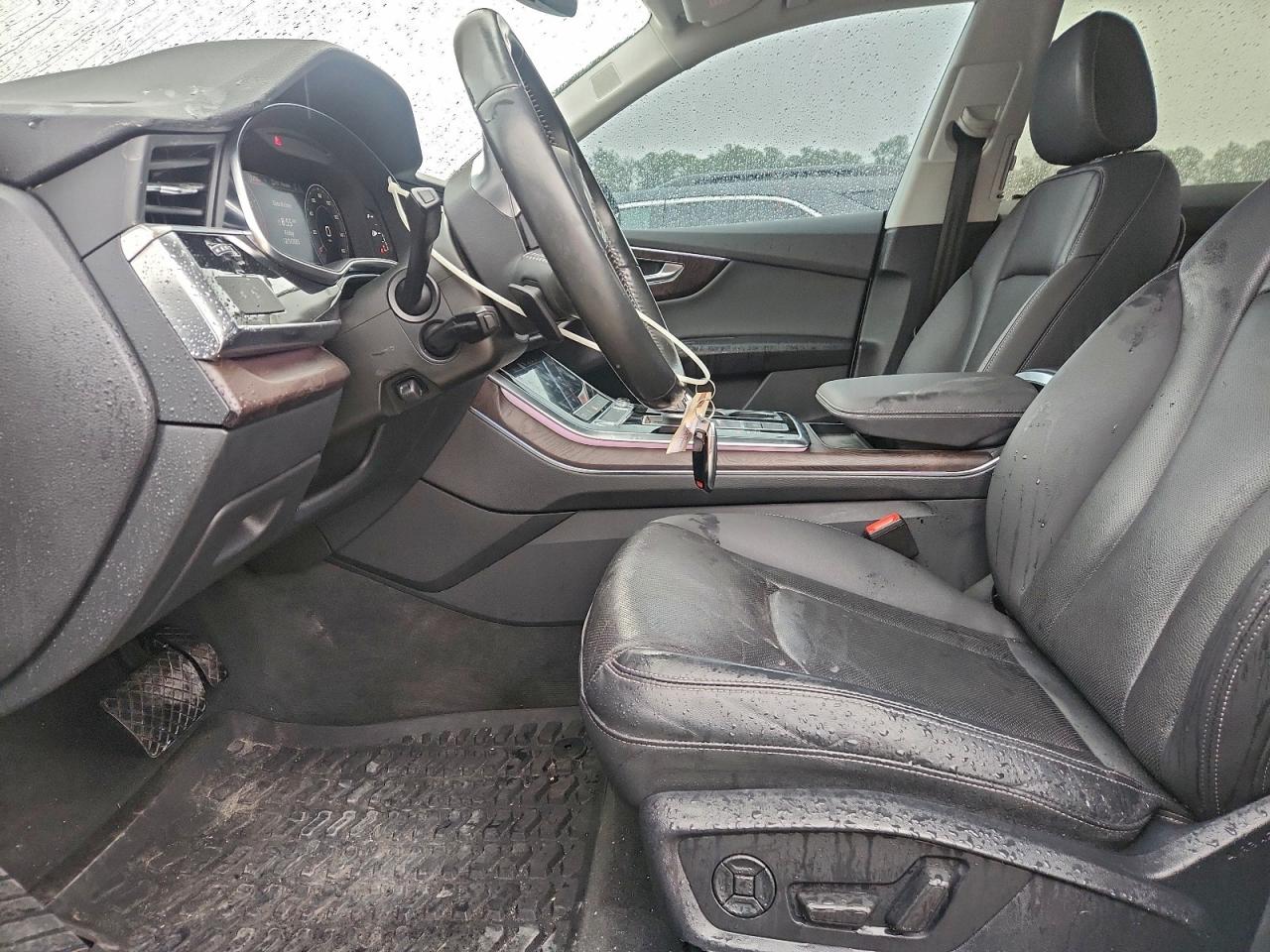 Audi Q8 Premium Plus S-line Image 3