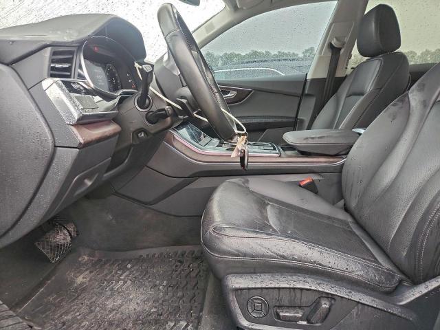 Audi Q8 Premium Plus S-line Image 3