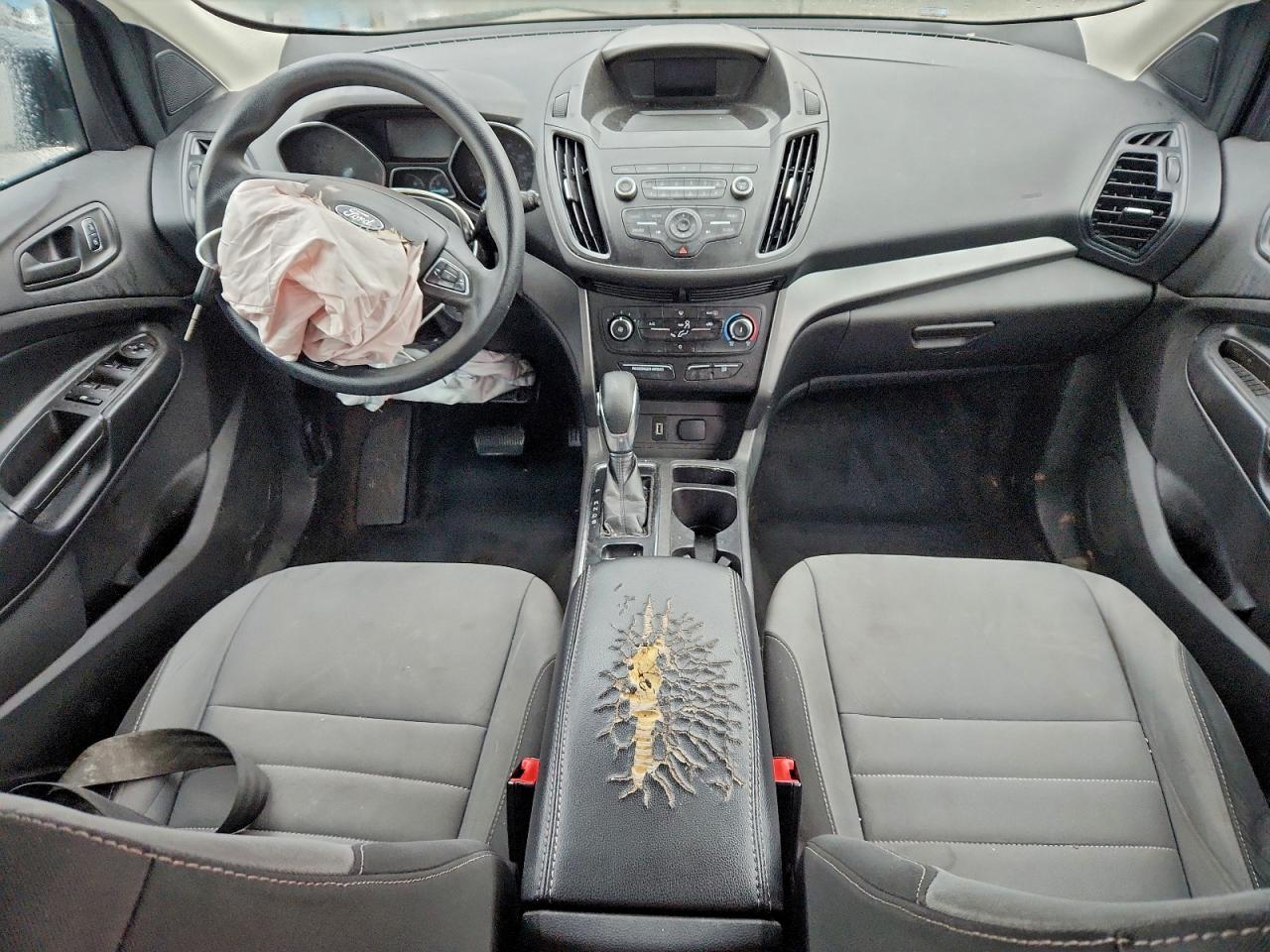 Ford Escape S Image 6