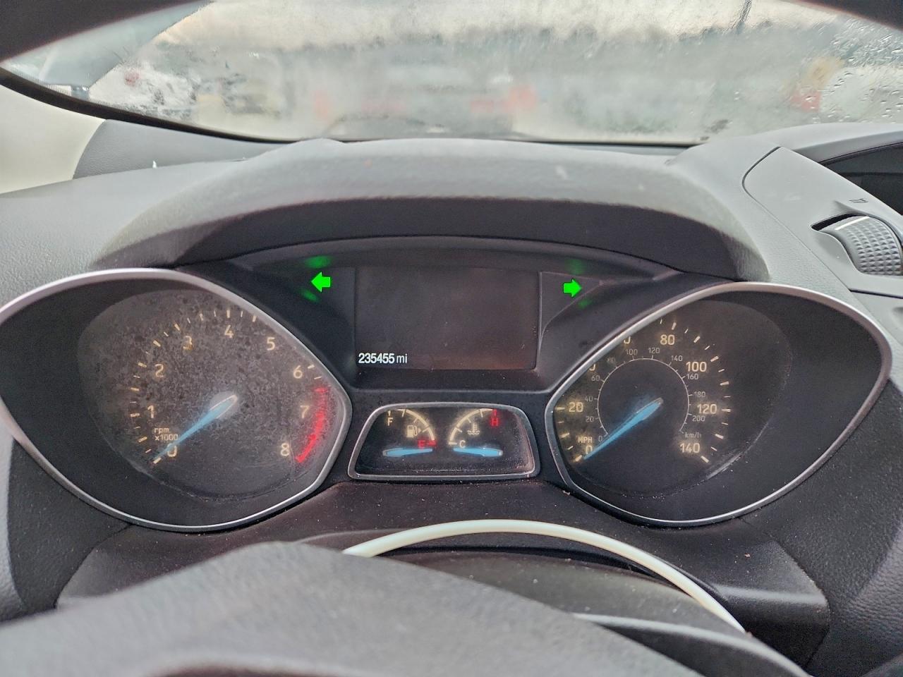 Ford Escape S Image 2