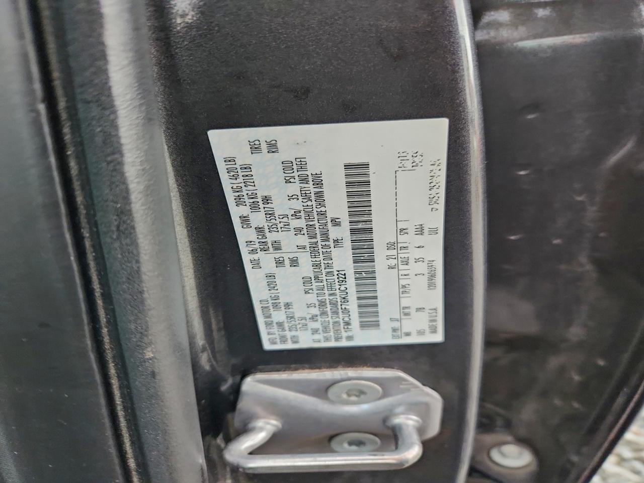 Ford Escape S Image 12