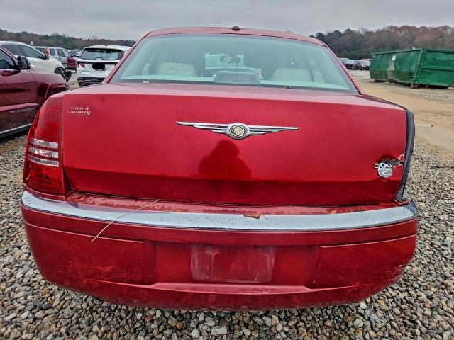 Chrysler 300 Image 6