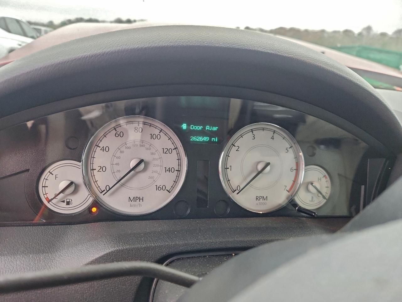 Chrysler 300 Image 12