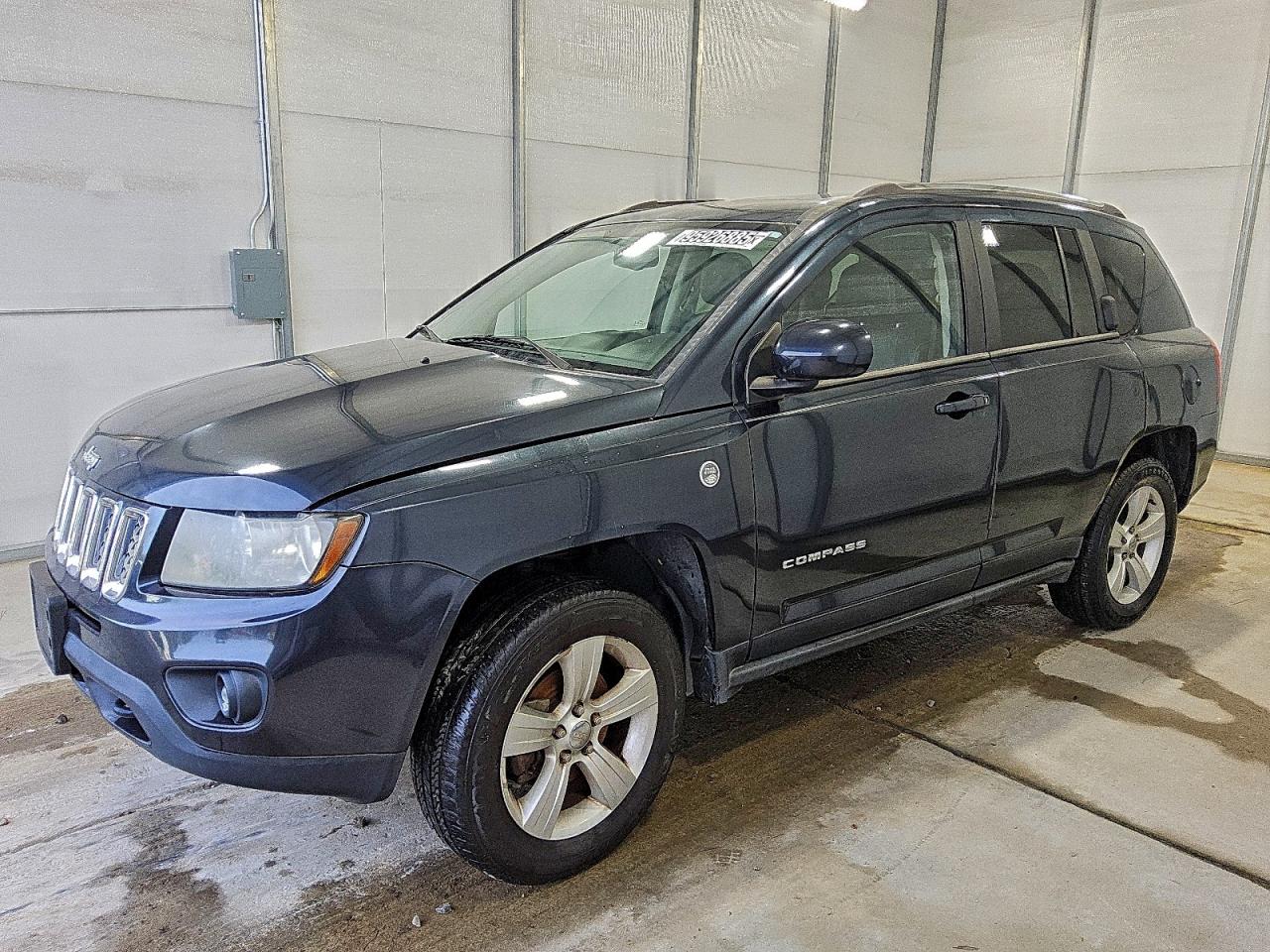 Jeep Compass Latitude Image 1