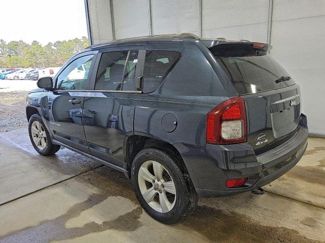 Jeep Compass Latitude Image 7
