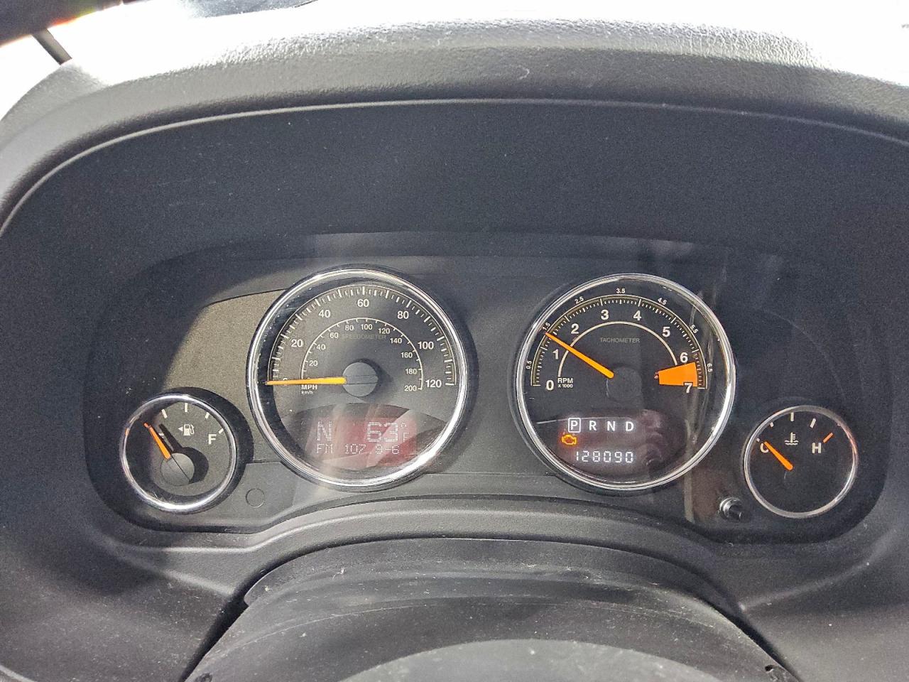 Jeep Compass Latitude Image 6