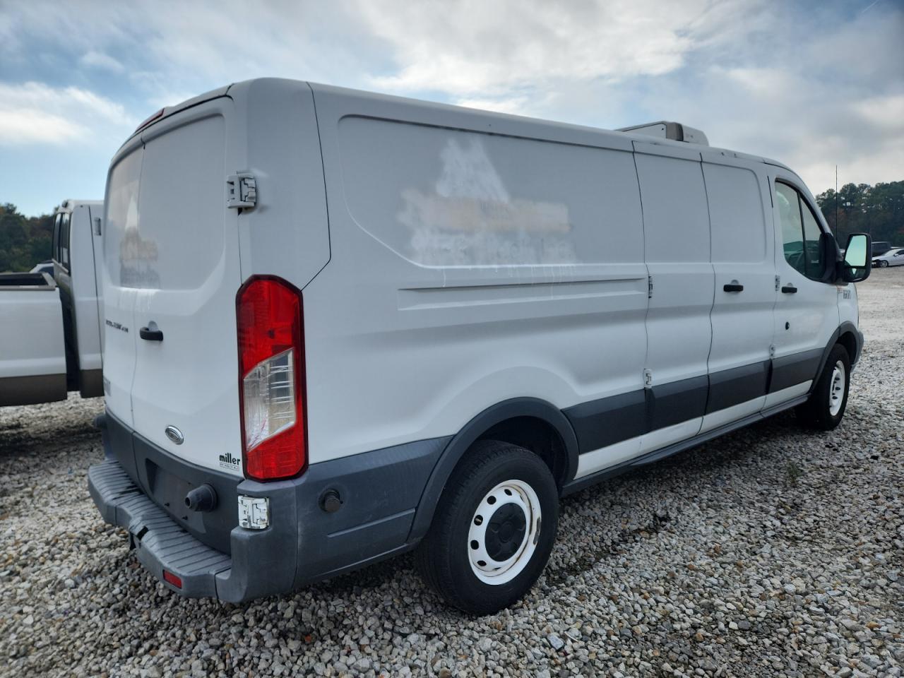 Ford Transit T-250 Image 13