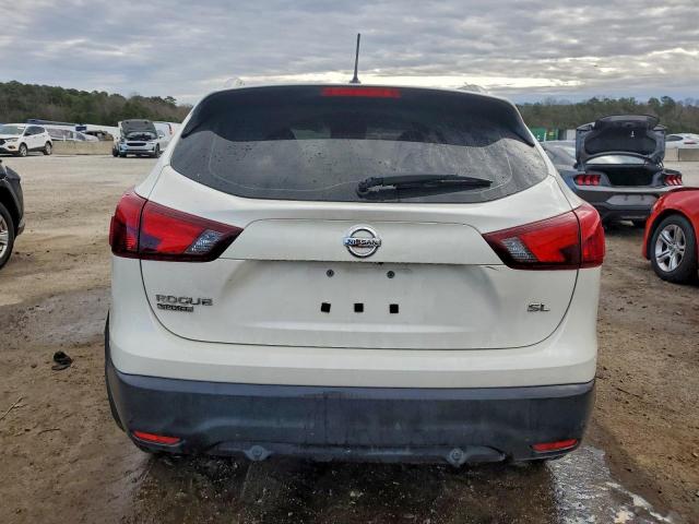 Nissan Rogue S Image 5