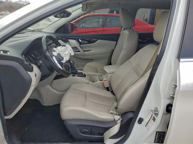 Nissan Rogue S Image 4