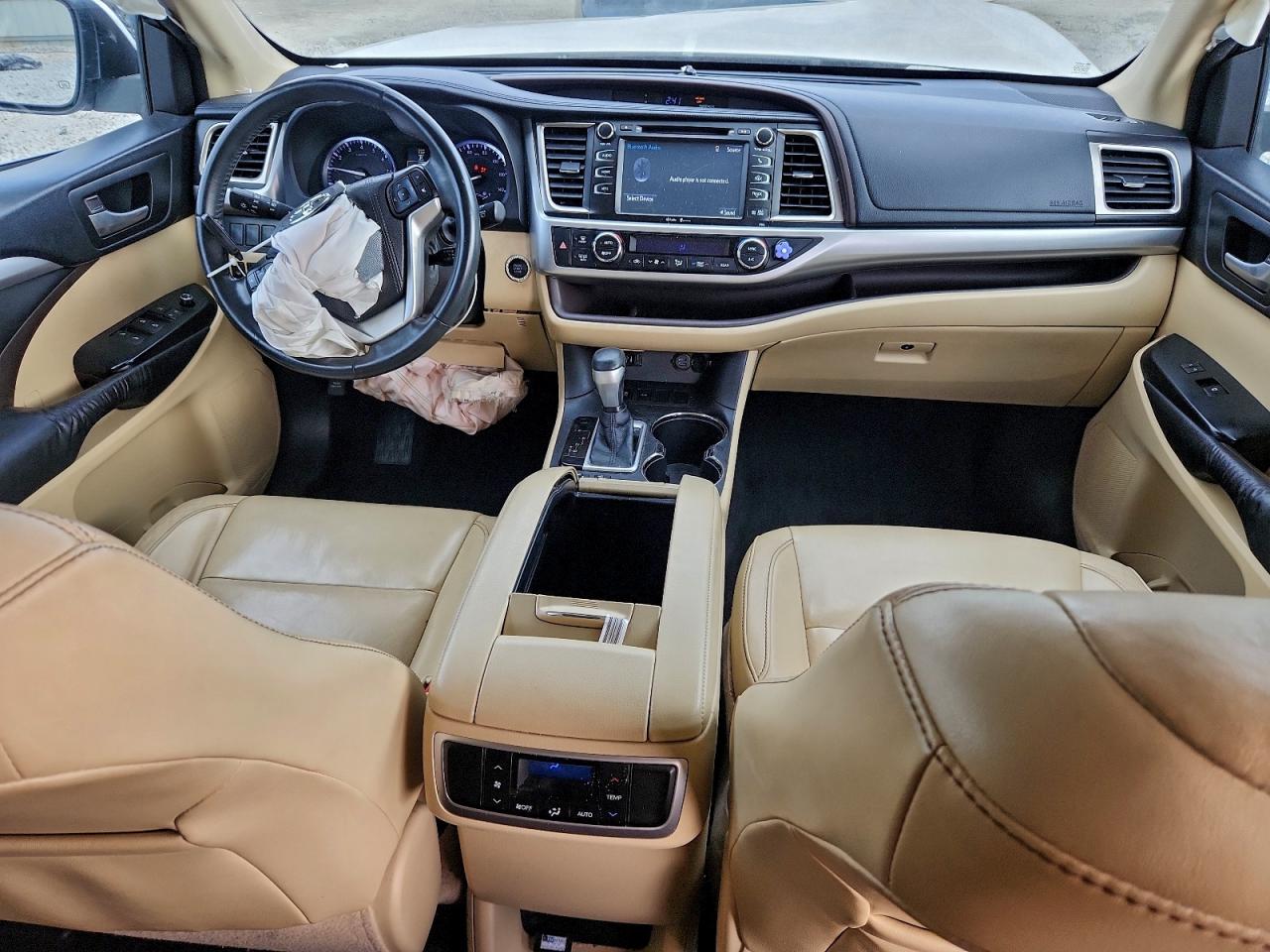 Toyota Highlander Xle Image 2