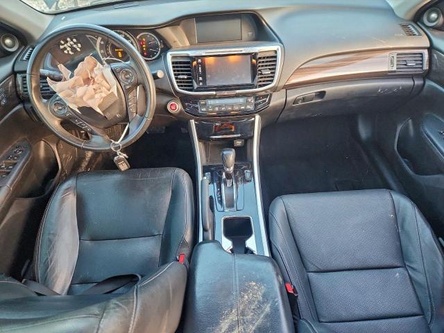 Honda Accord Touring Image 13