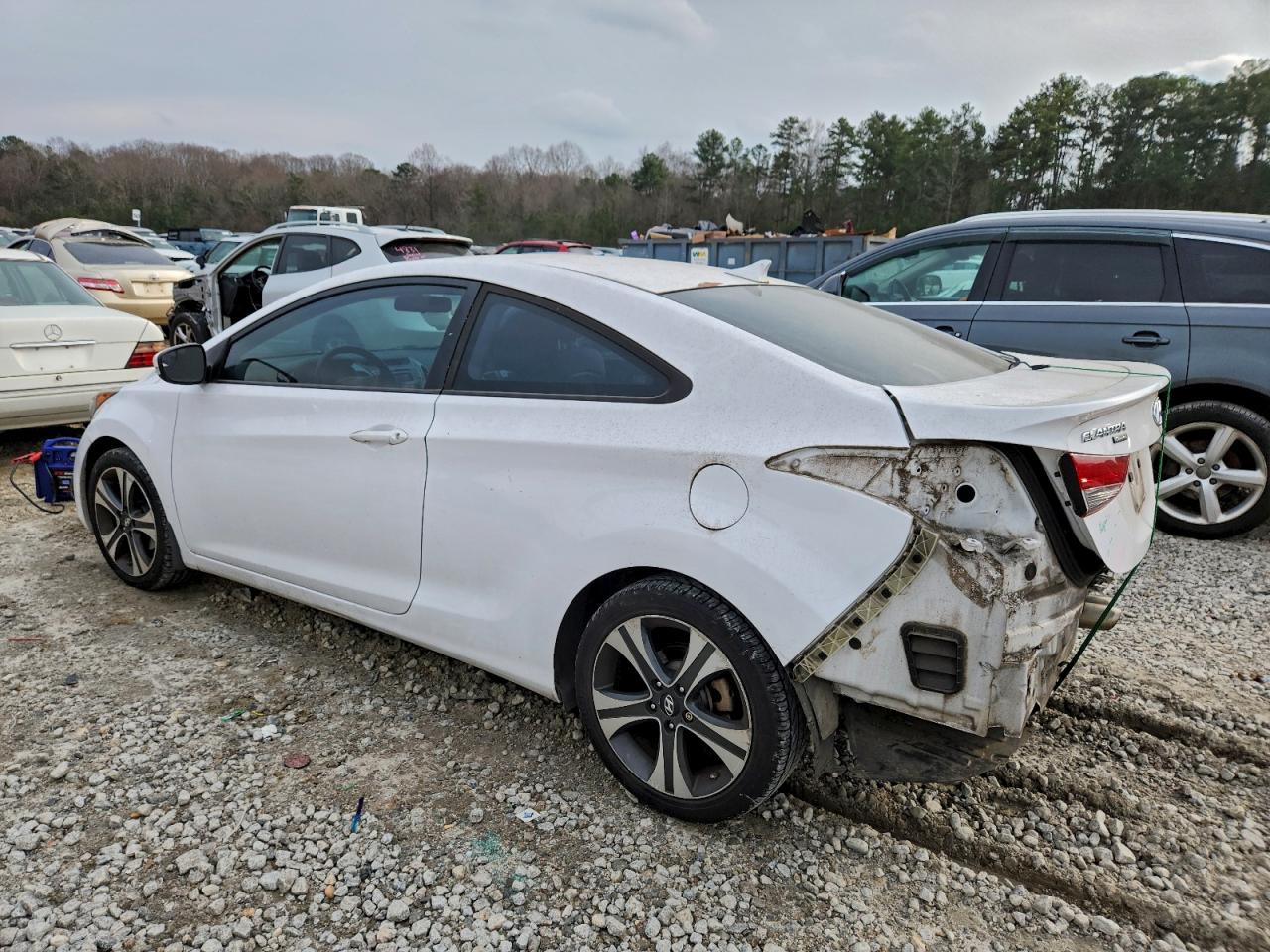 Hyundai ELANTRA Gs Image 8