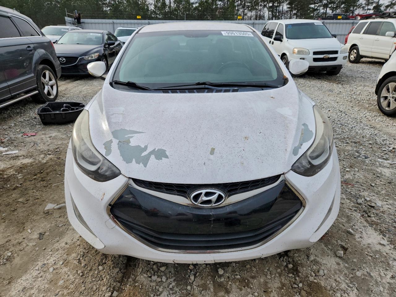 Hyundai ELANTRA Gs Image 12