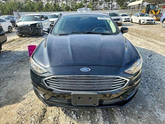 Ford Fusion Se Image 2