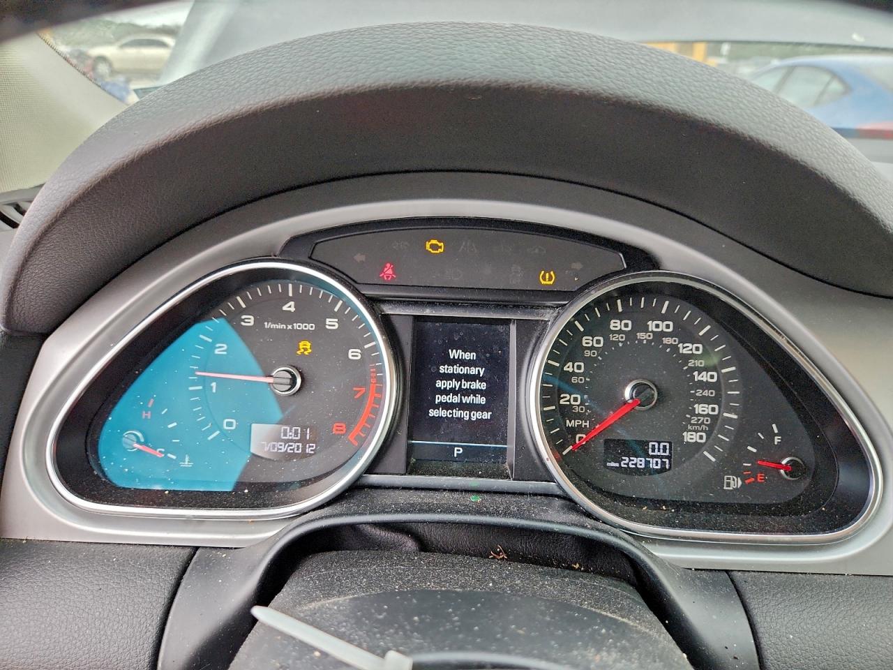 Audi Q7 Prestige Image 3