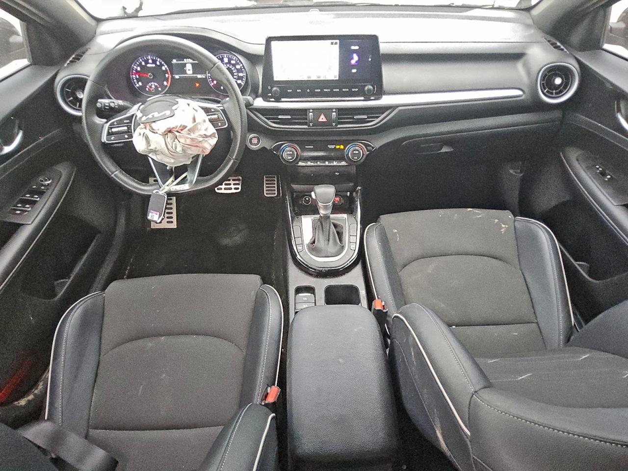 Kia Forte Gt Line Image 5