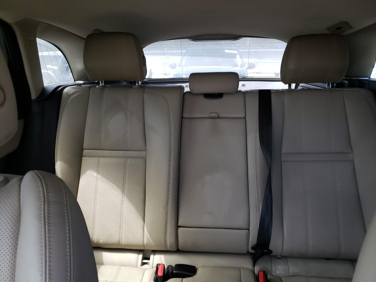 Land Rover Range Rover S Image 12