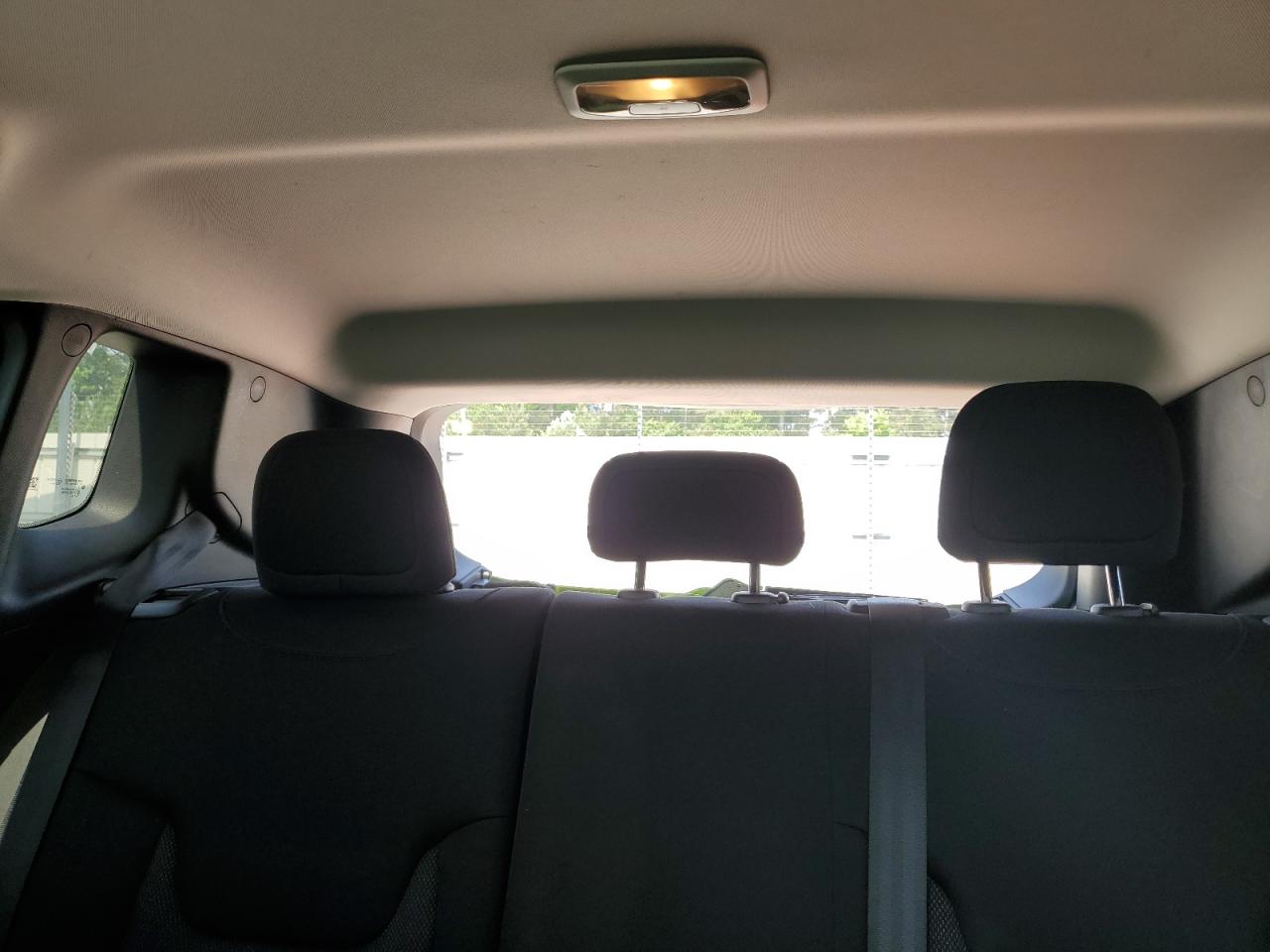 Jeep Renegade Sport Image 13