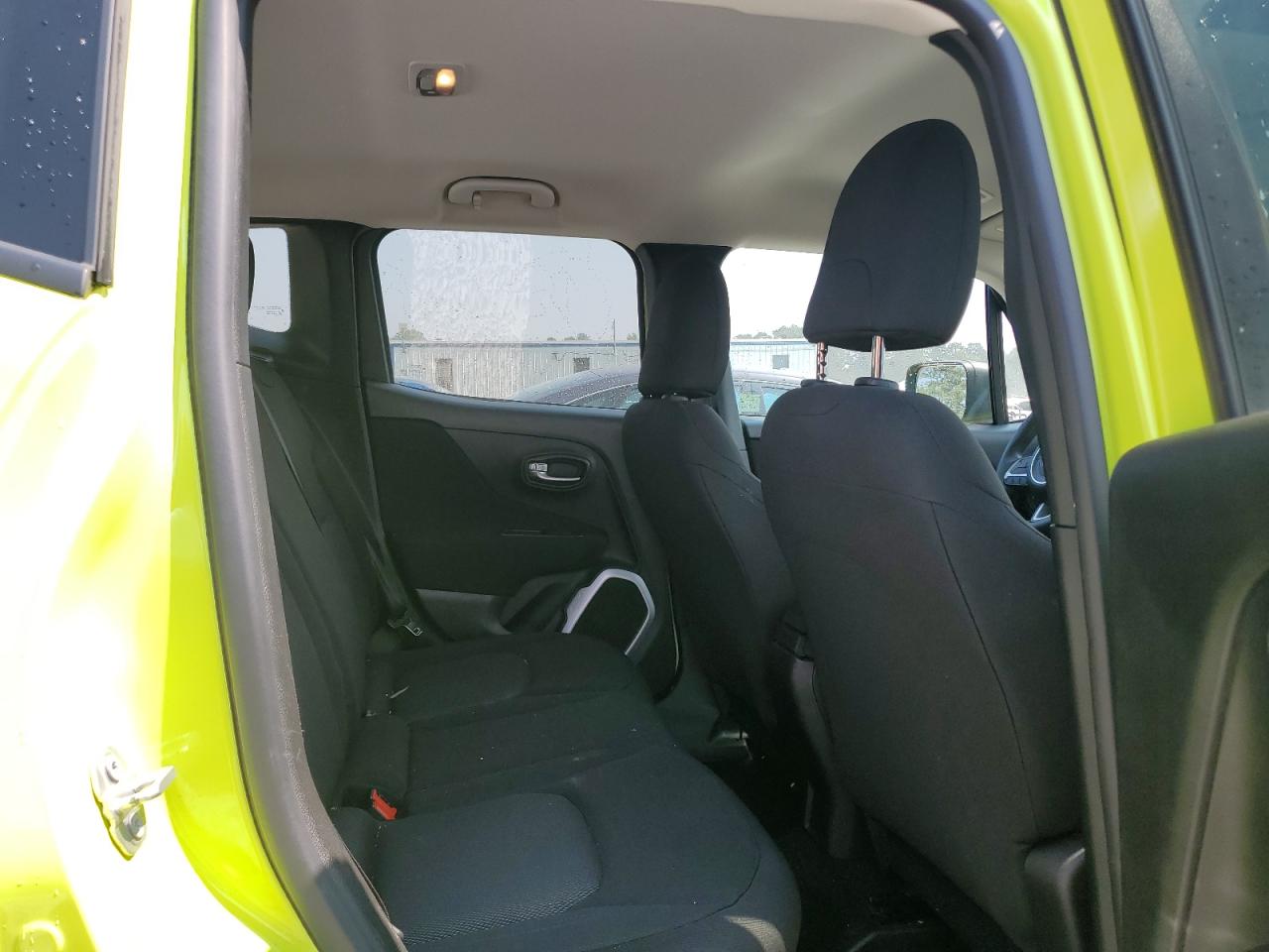 Jeep Renegade Sport Image 5