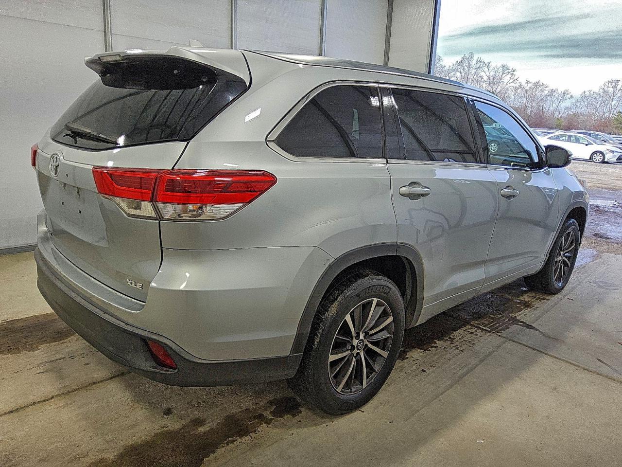 Toyota Highlander Se Image 2
